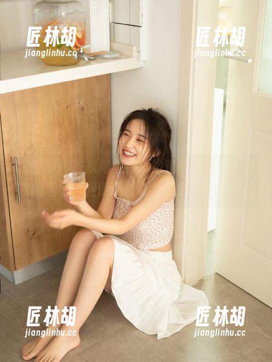 吃瓜网视频：边追剧边吃瓜，网友的表情比剧情还精彩，值得反复回味！