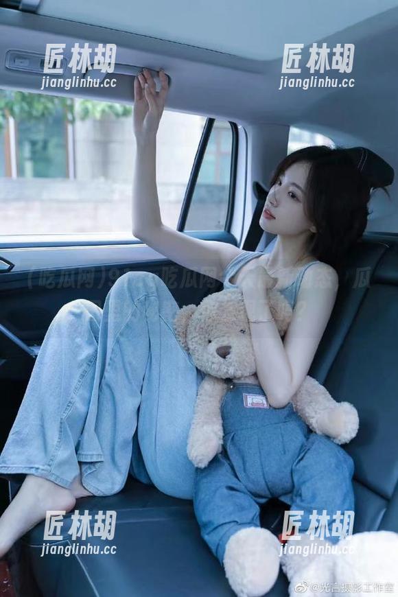 吃瓜网 91cg吃瓜网今天最新动态,瓜田里的秘密,你发现了吗?