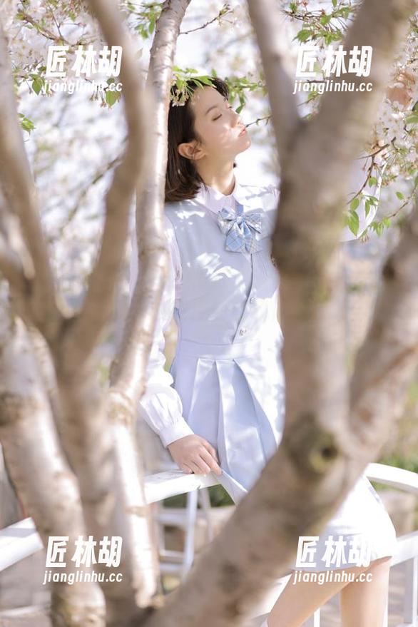 一不小心点开万里长征黑料正能量入口，在线观看让我彻底怀疑人生！