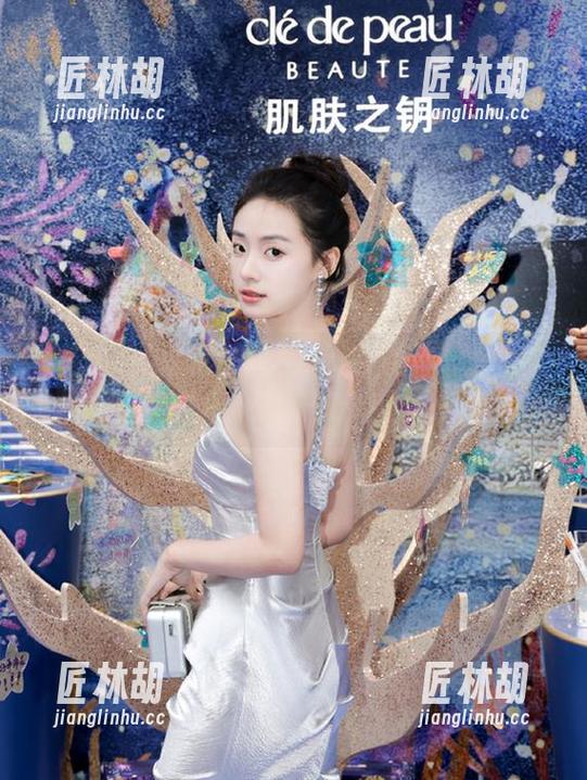 黑料社在线：让你的好奇心永久在线，吃瓜无终止！