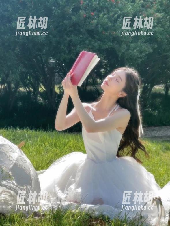 所有神秘资源大集合，下载黑料网让你乐翻天！